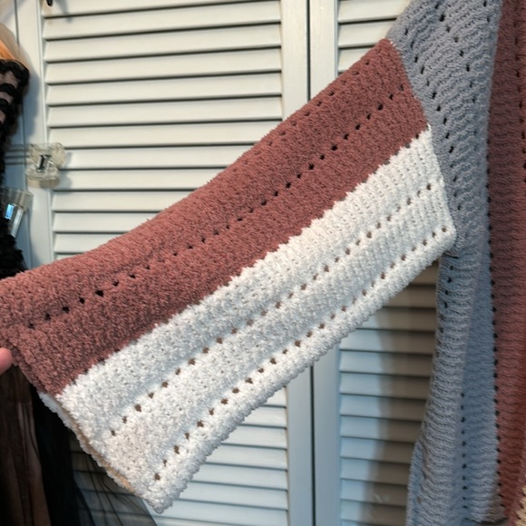 POL sized M, V-neck sweater, but very oversized gray, cream, mustard, & rust - Picture 2 of 12